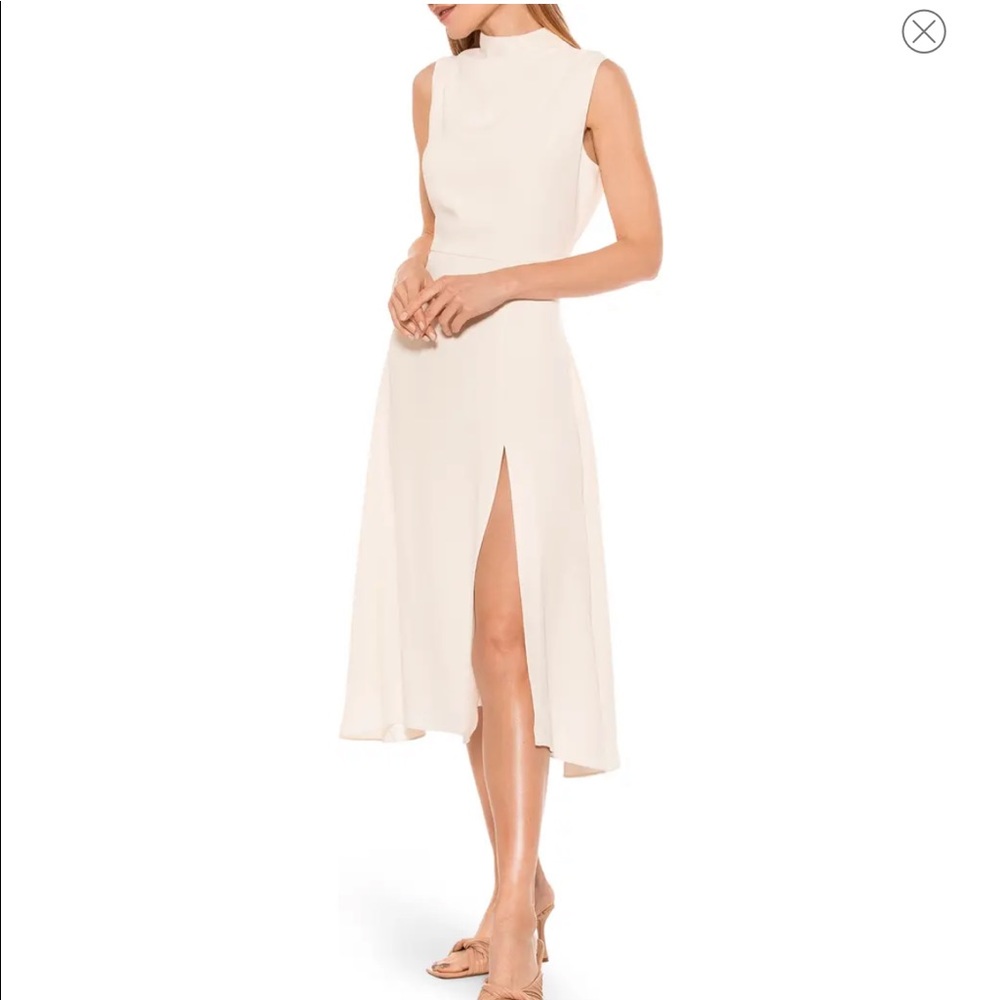 Alexia Admor Veronica Dress in Ivory